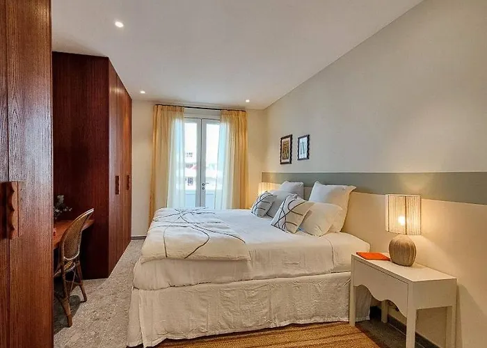 Beautiful Apartment At The Port !