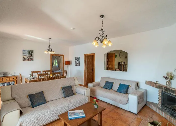 Gorgeous Bedel Villa