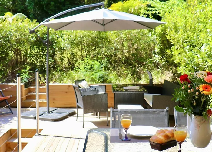 Apt Sur 2 Niveaux Avec Terrasse A Saint-Tropez