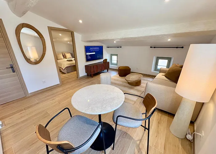 Saint Tropez 104 Rue Allard 3E G