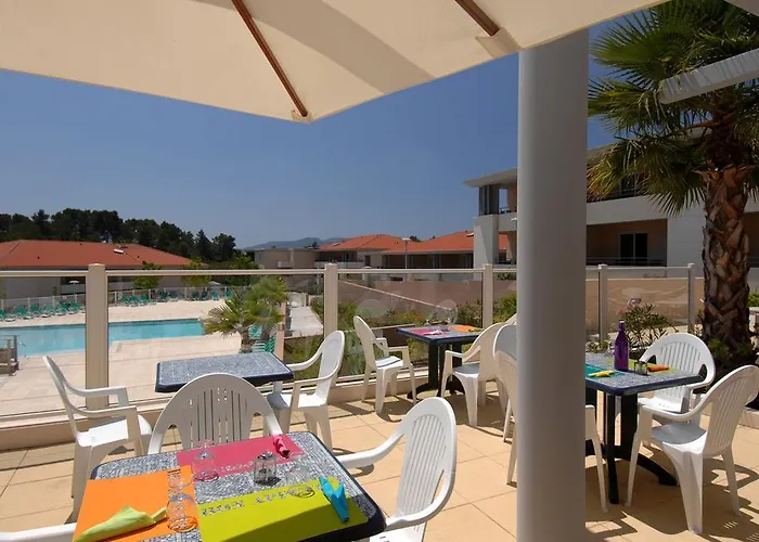 Les Parasols D\'Argens