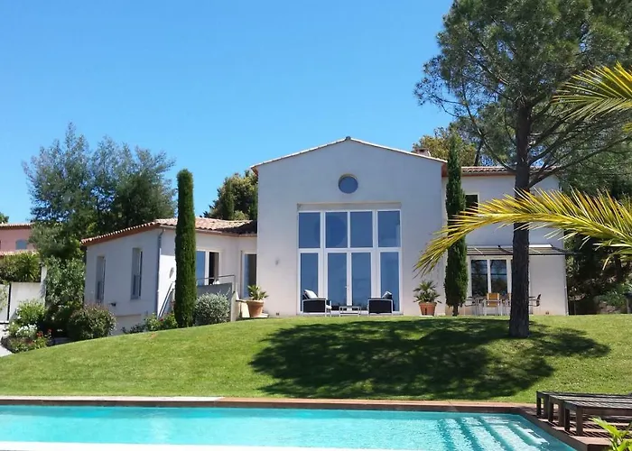 Villa White