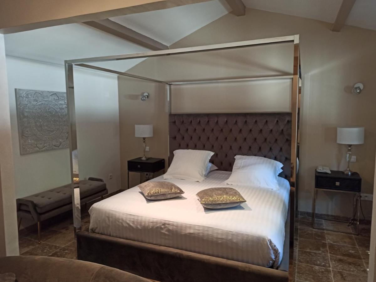 La Dune, & Nuxe 4*