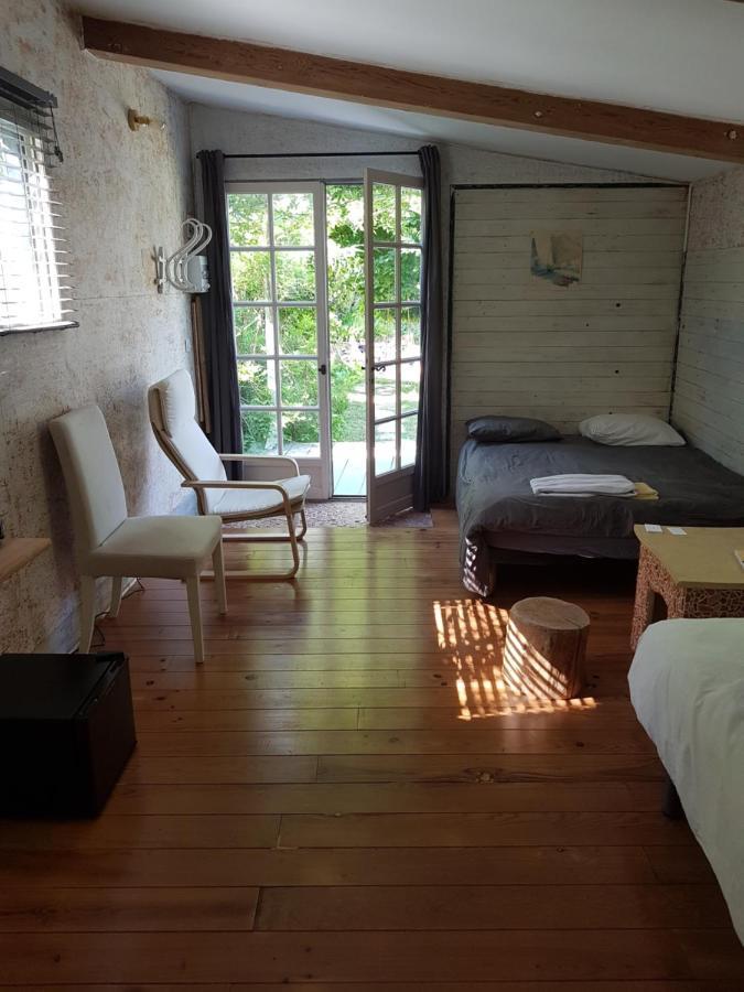 Couette-café Le Calme Saint-Tropez