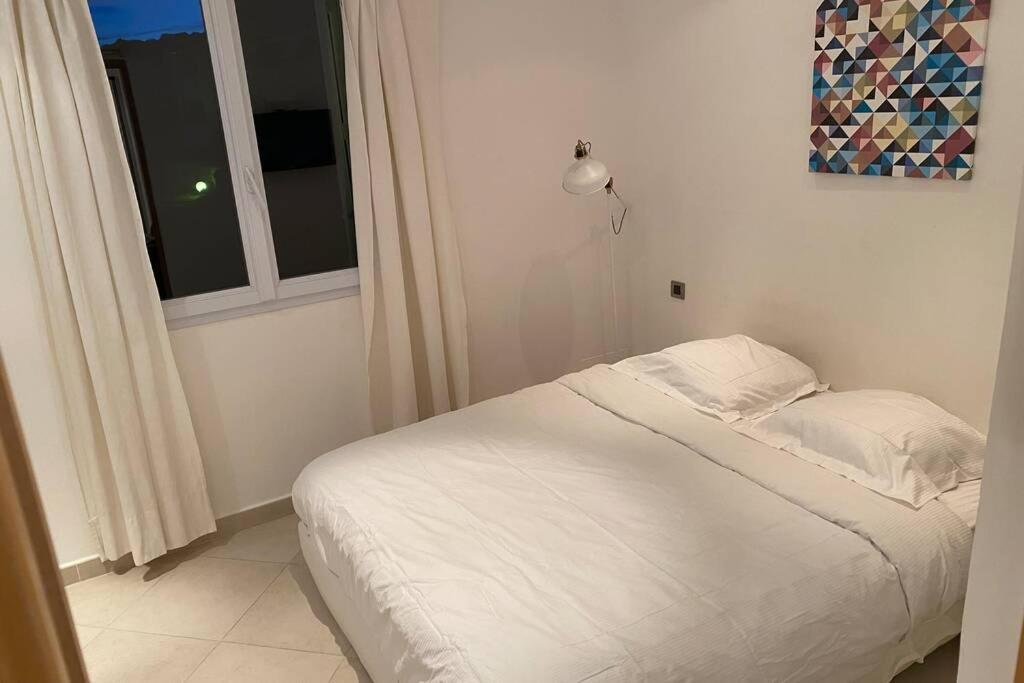Logement De 3 Chambres A 10 Mins A Pieds Du Centre Du Village Et De La Plage Des Canebiers Apartment Saint-Tropez