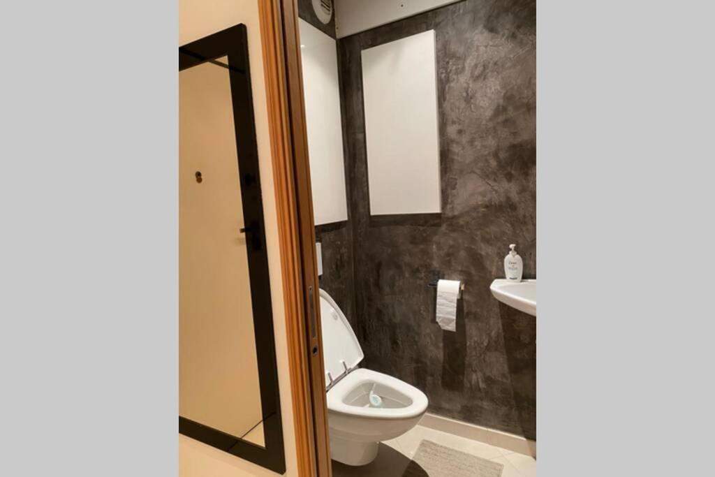 Logement De 3 Chambres A 10 Mins A Pieds Du Centre Du Village Et De La Plage Des Canebiers Apartment Saint-Tropez
