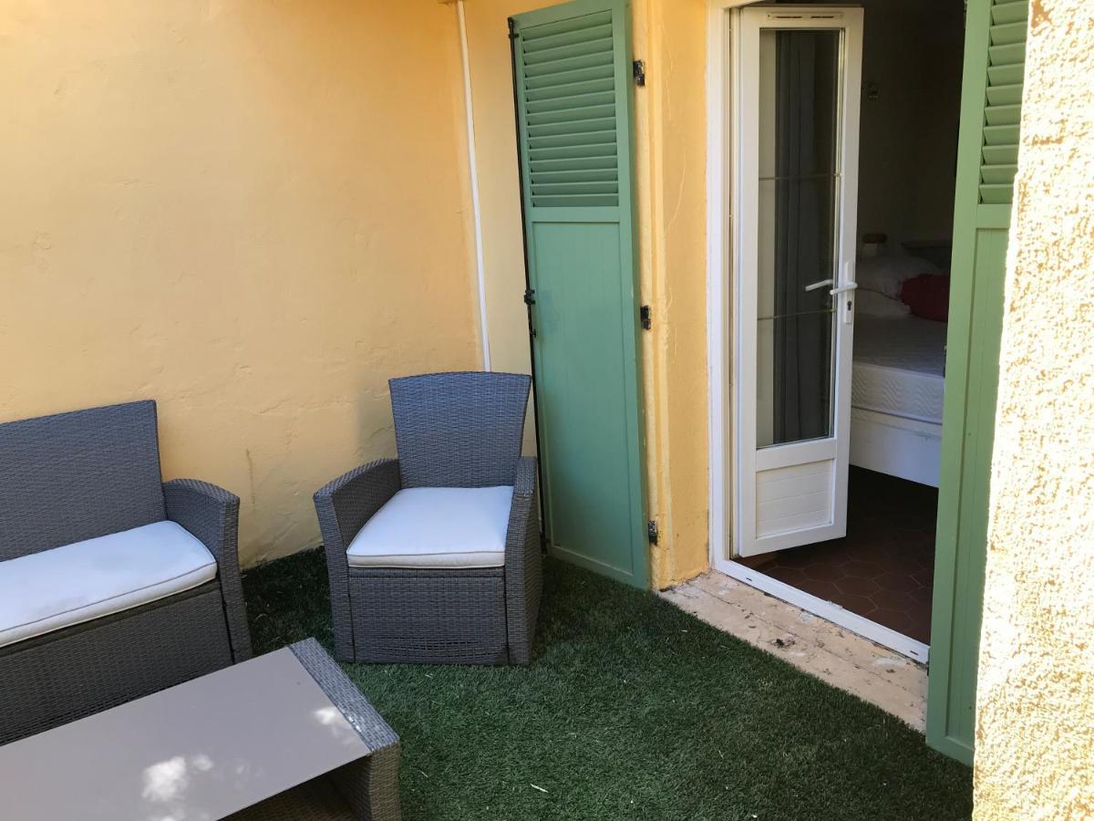 Apartment Place Des Lices Tropez *