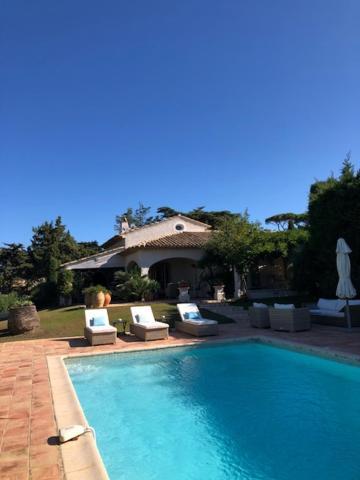 Les Salins - La Sassiere * Saint-Tropez