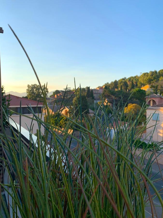 Exclusive With Parking Saint-Tropez