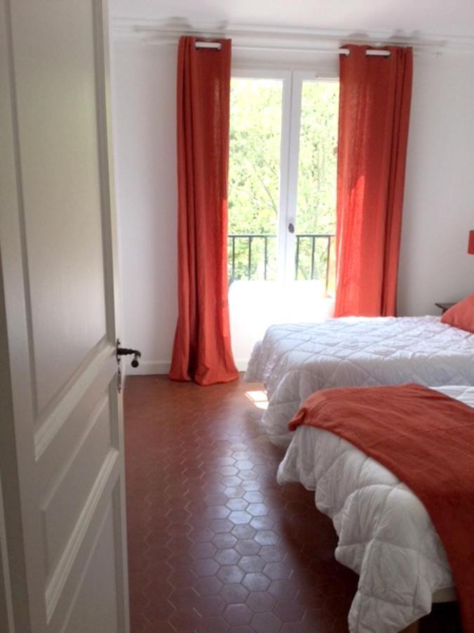 House With 3 Bedrooms In Grimaud With Shared Pool Furnished Garden And Wifi 2 Km From The Holiday home Saint-Tropez
