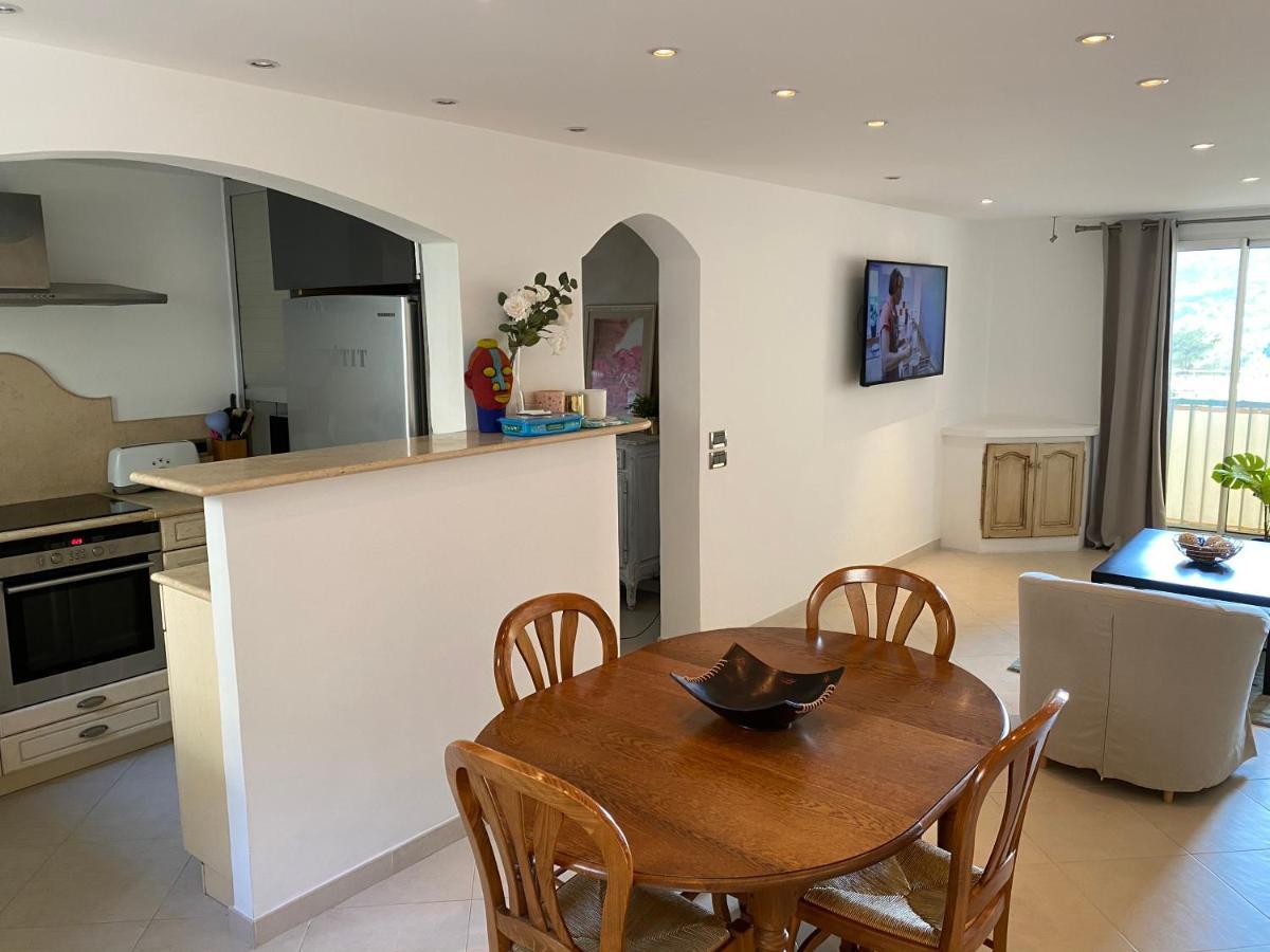 Logement De 3 Chambres A 10 Mins A Pieds Du Centre Du Village Et De La Plage Des Canebiers Saint-Tropez