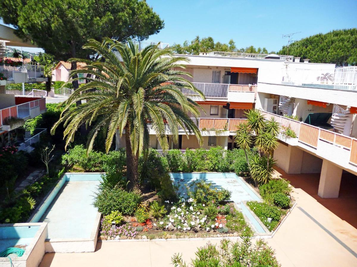 Apartment Les Patios-7 By Interhome Saint-Tropez