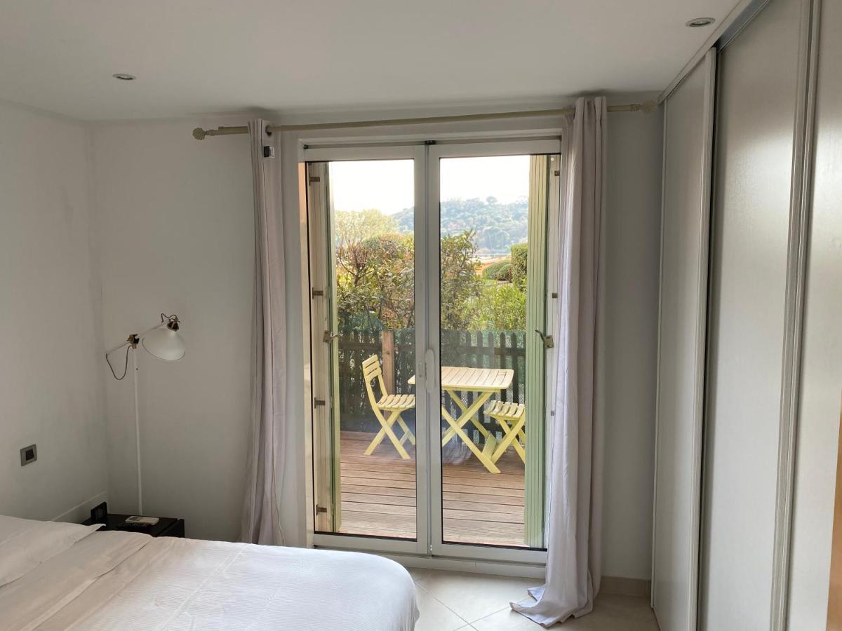 Apartment Logement De 3 Chambres A 10 Mins A Pieds Du Centre Du Village Et De La Plage Des Canebiers