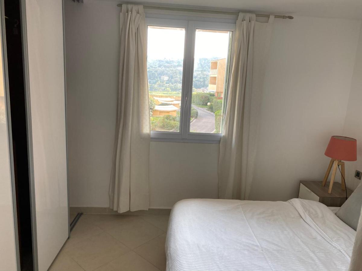 Apartment Logement De 3 Chambres A 10 Mins A Pieds Du Centre Du Village Et De La Plage Des Canebiers *