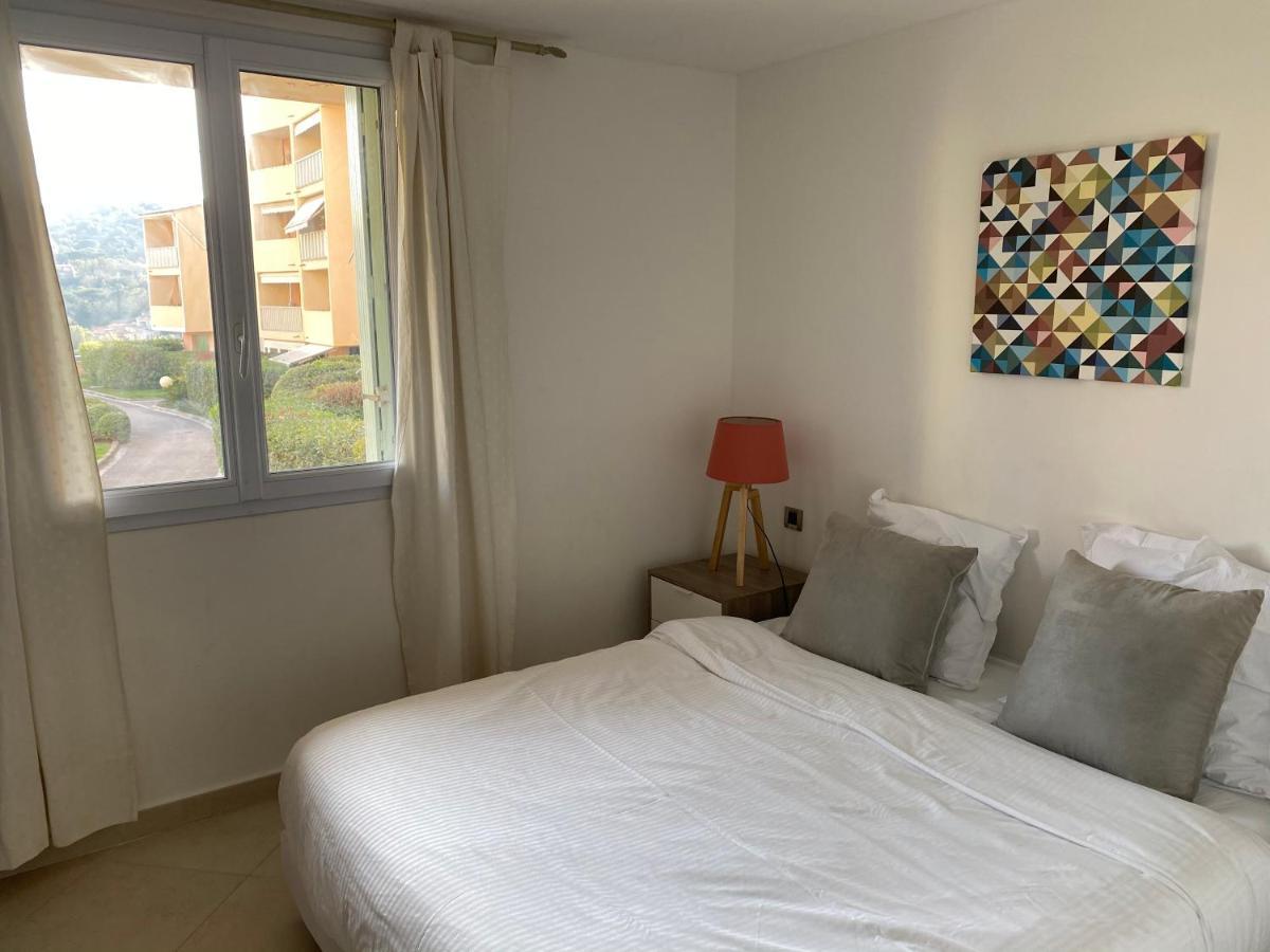Apartment Logement De 3 Chambres A 10 Mins A Pieds Du Centre Du Village Et De La Plage Des Canebiers