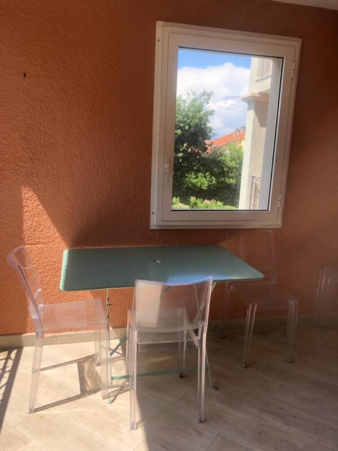 Belle Au Centre De Tropez Avec Piscine Et Garage