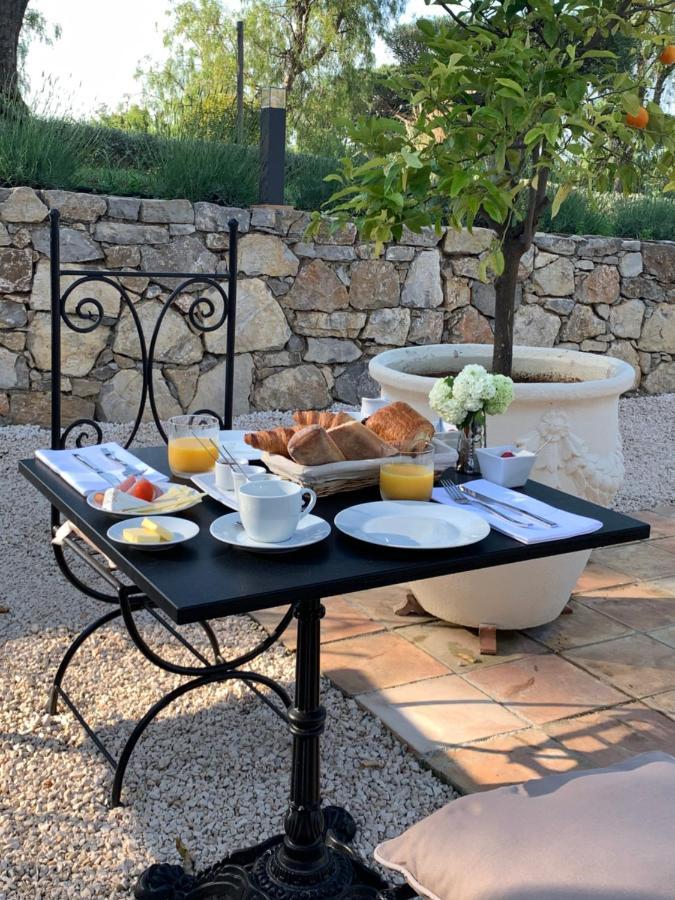Hotel Bastide Sainte Anne *