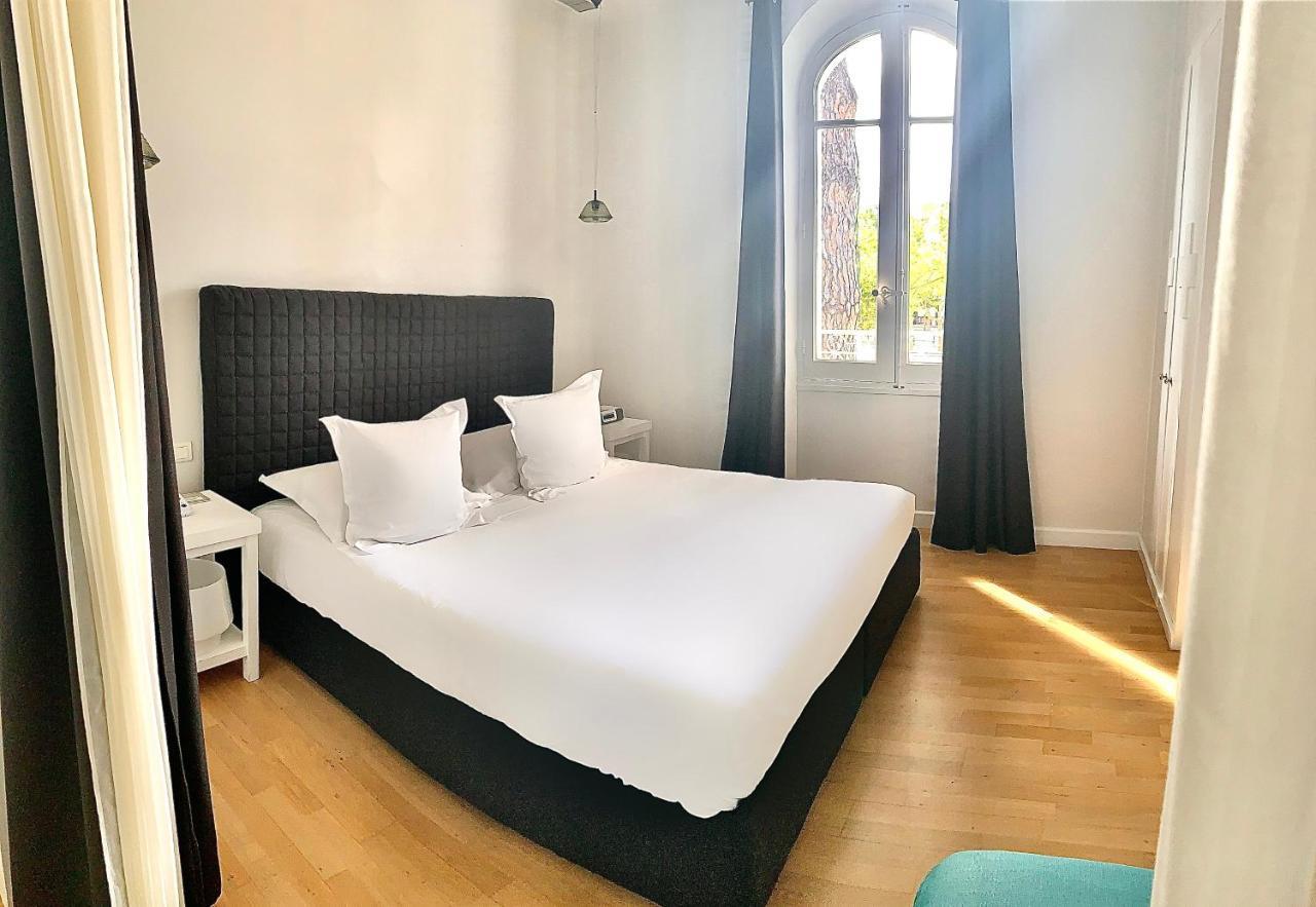 White 1921 Hotel