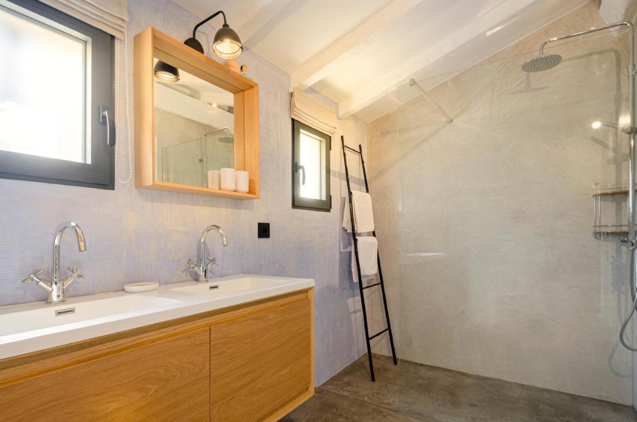 Maison Caroline - 10 Personnes Avec Piscine A 5km De Tropez Villa