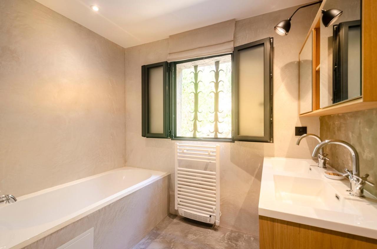 Maison Caroline - 10 Personnes Avec Piscine A 5km De Tropez Villa