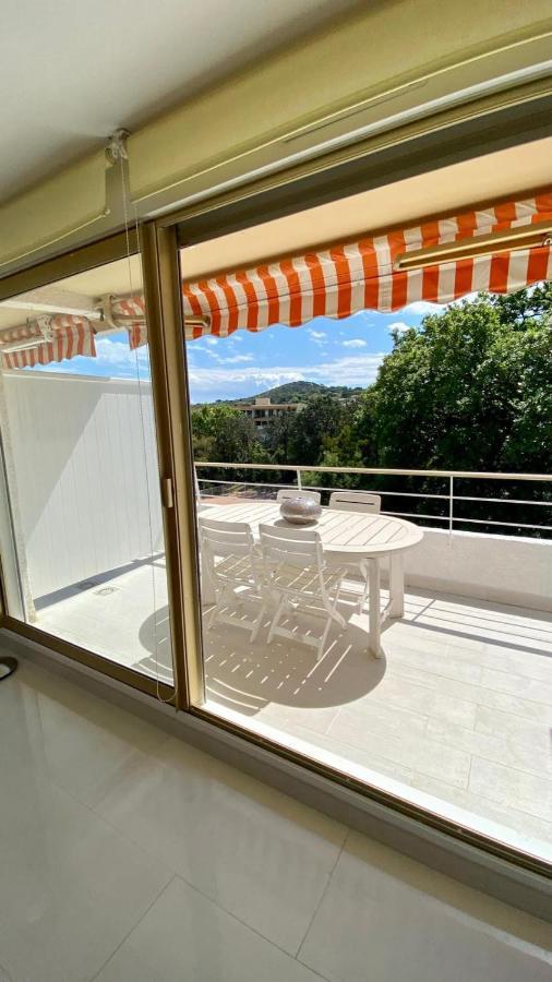 Apartment Charming Studio With Pool In Tropez *