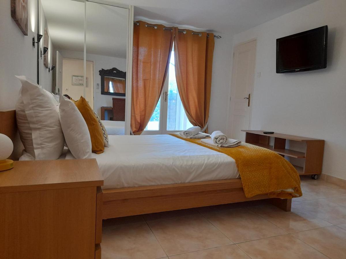 Maya Hotel