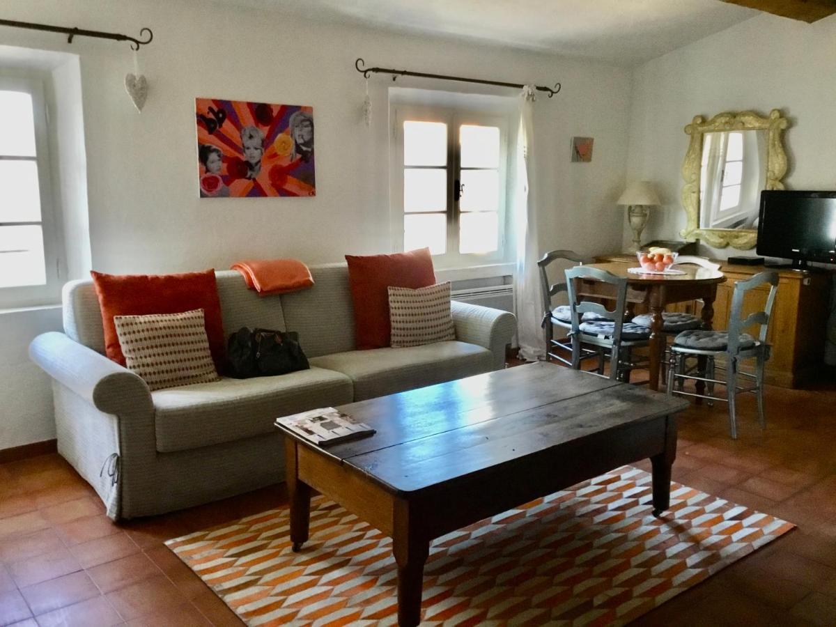 Ravissant Climatise Gambetta Misericorde Au Coeur De * Saint-Tropez