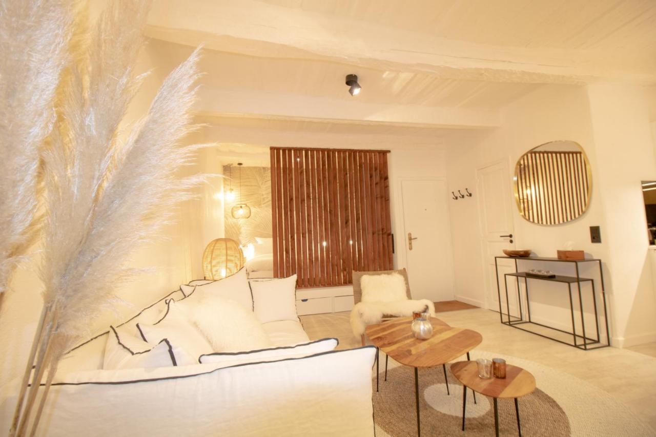 Luxueux Appartement, Centre Historique 50m Du Port Et De La De La Ponche Apartment *