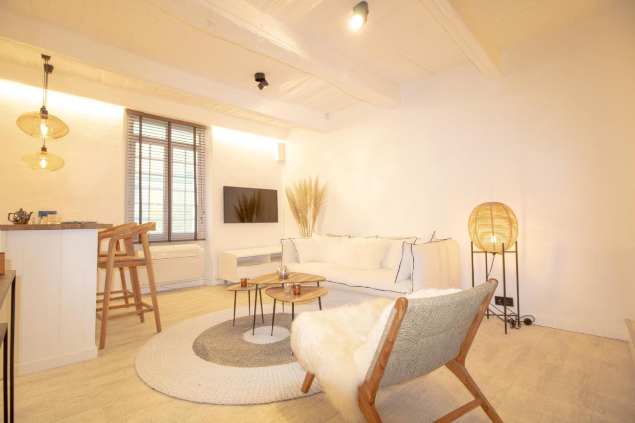 Luxueux Appartement, Centre Historique 50m Du Port Et De La De La Ponche Apartment