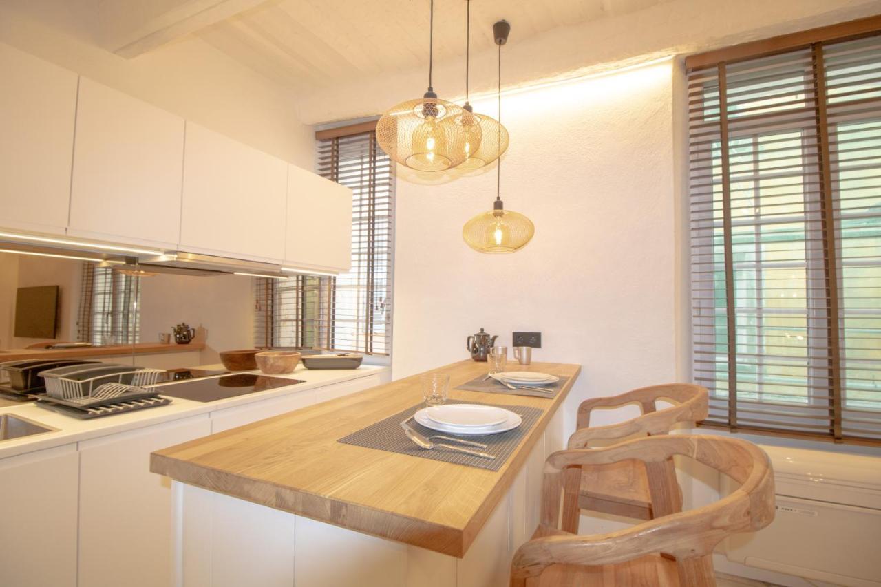 Apartamento Luxueux Appartement, Centre Historique 50m Du Port Et De La De La Ponche *