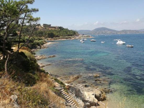 Village - Duplex Lumineux Avec Vue Magnifique Sur Les Toits * Saint-Tropez