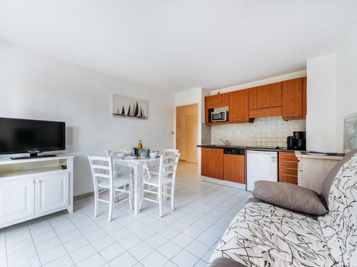 Caesar Domus-4 By Interhome