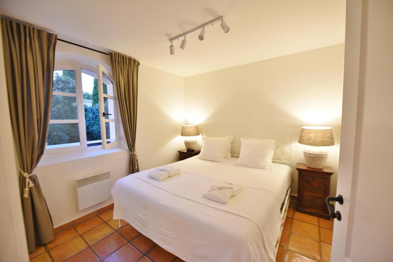 Bastide Sainte Anne Hotel *