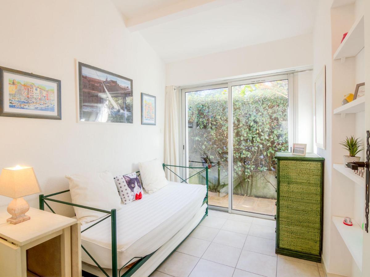 Holiday Home Les Parcs De Gassin-5 By Interhome *