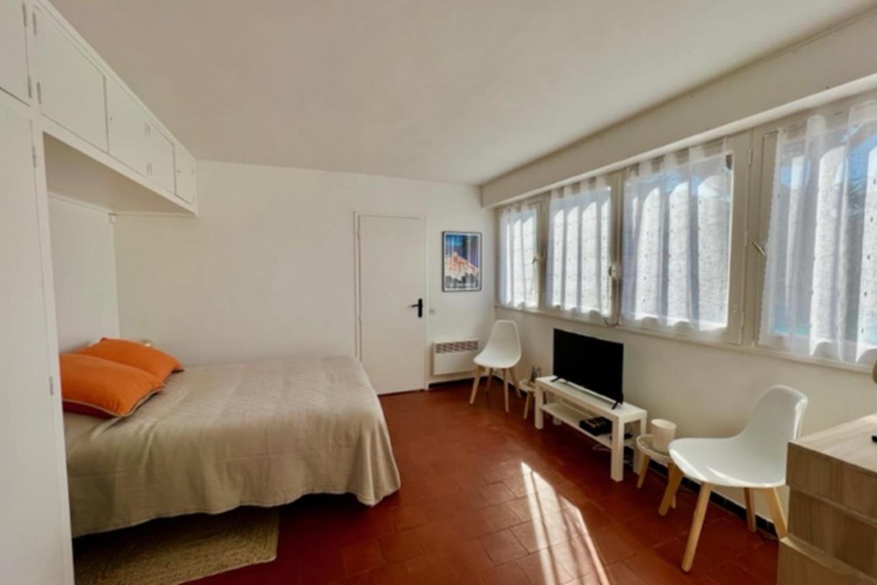 Apartamento 35m With Pool For Couple In Tropez