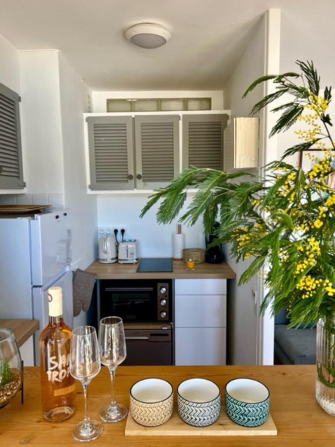 35m With Pool For Couple In Tropez Apartment *