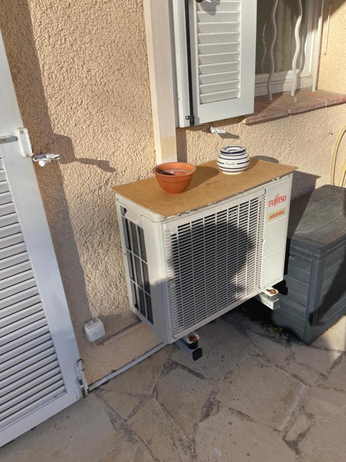 Superbe Emplacement , Terrasse Et Parking!