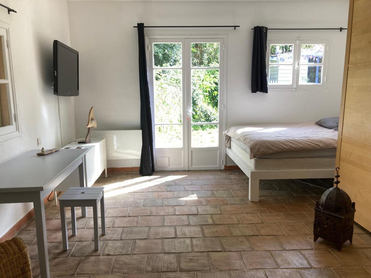 Guest house Le Calme 2 *