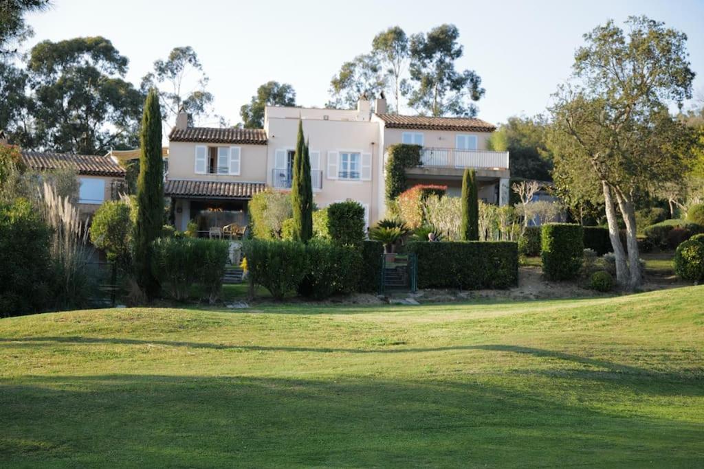 Charmantes Haus Im Golf Club Tropez * Saint-Tropez