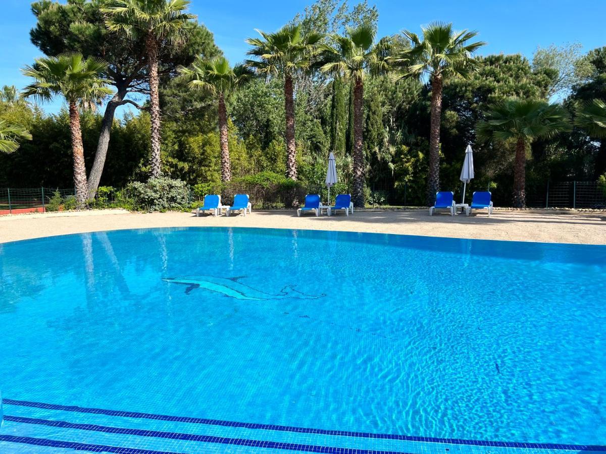 Hotel La Romarine 3*