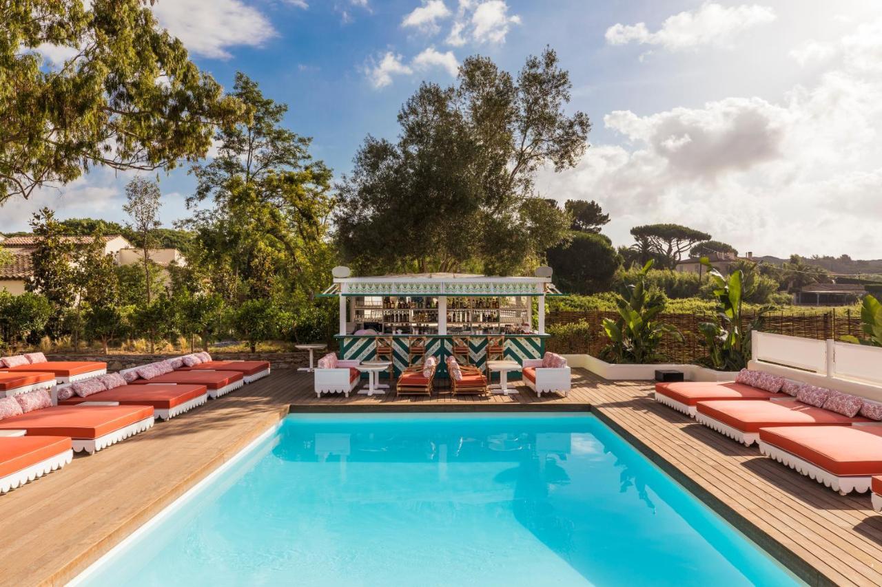 La Tartane Hotel