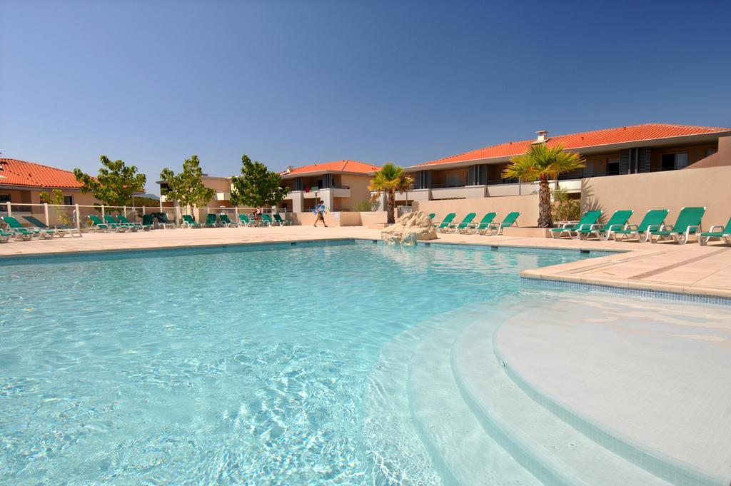Aparthotel Les Parasols D'argens La Bouverie