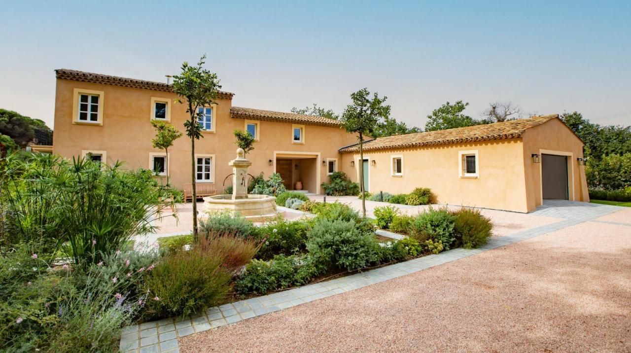Sumptuous Facing The Bay Of Canebiers Villa