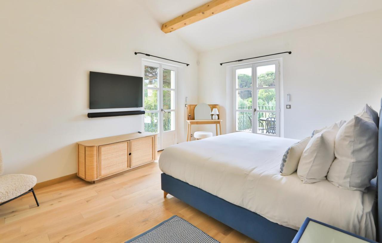 Sumptuous Facing The Bay Of Canebiers Pousada Saint-Tropez