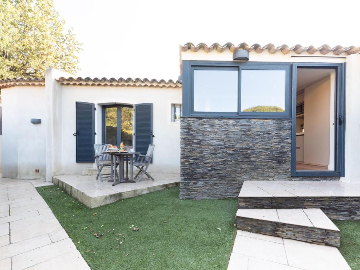 Les Des Muriers By Interhome Saint-Tropez