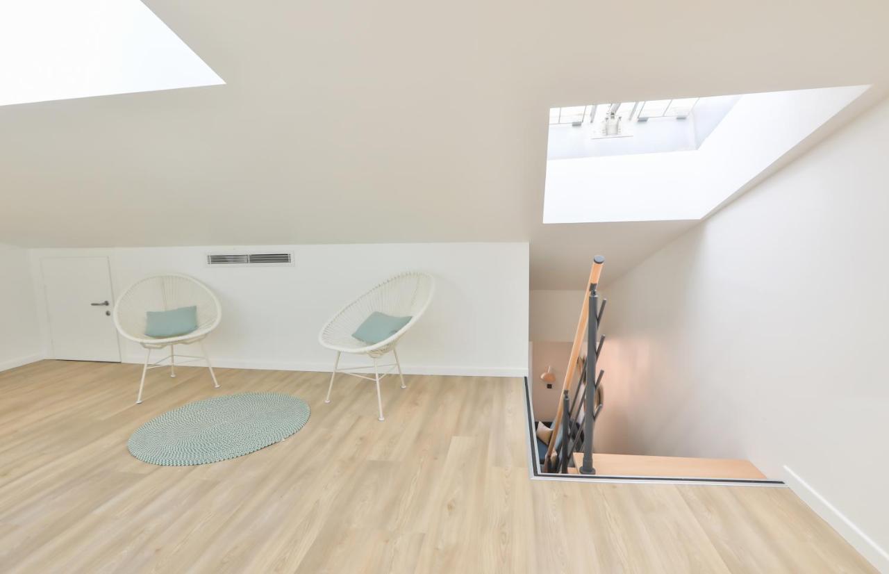 2 Bed Flat - Hyper Centre St Tropez *