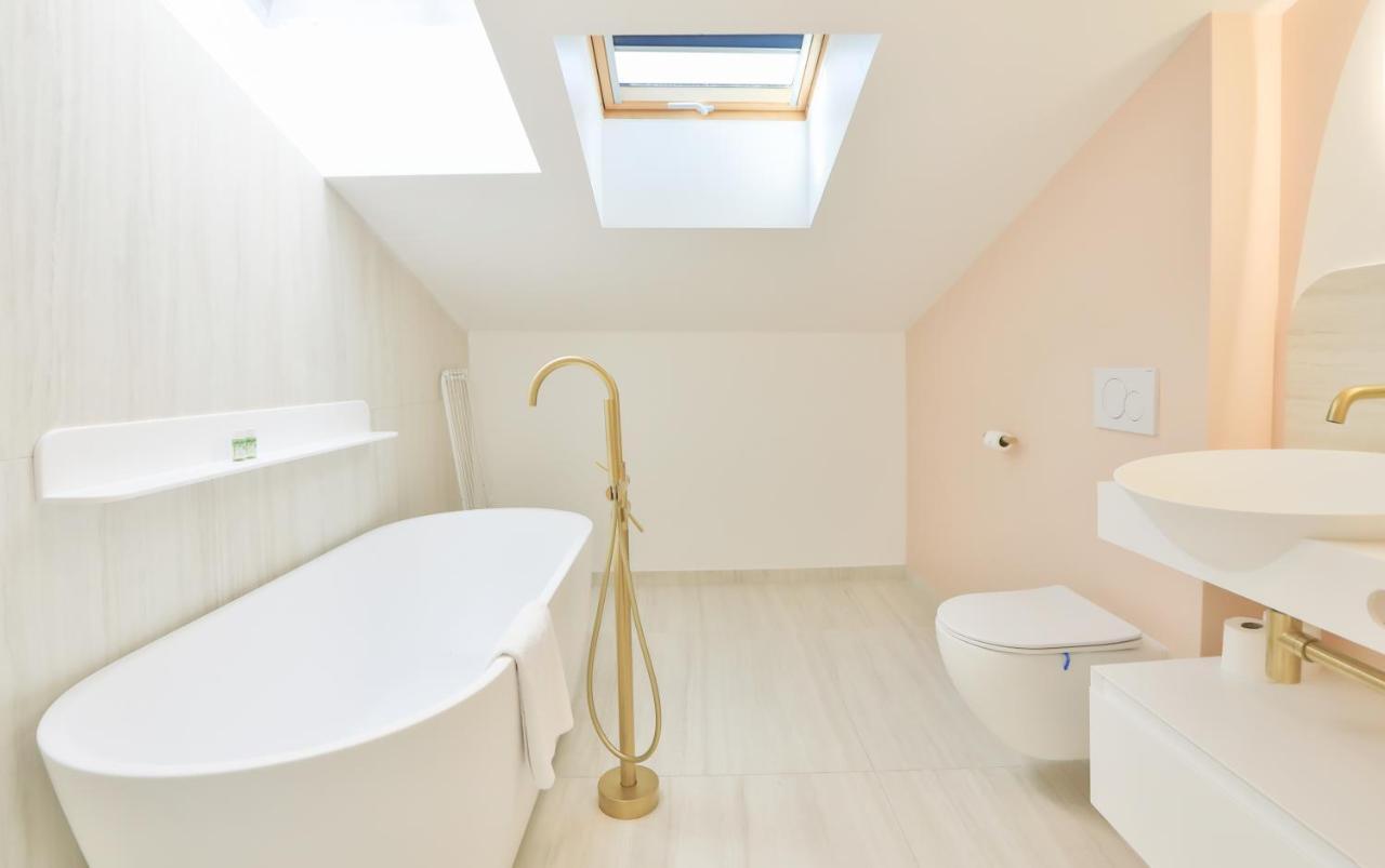 Apartment 2 Bed Flat - Hyper Centre St Tropez *