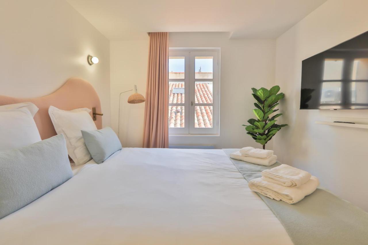 2 Bed Flat - Hyper Centre St Tropez