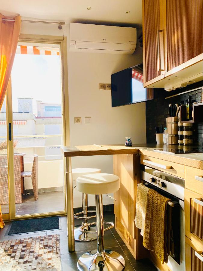 Un Nid A Tropez Apartment *