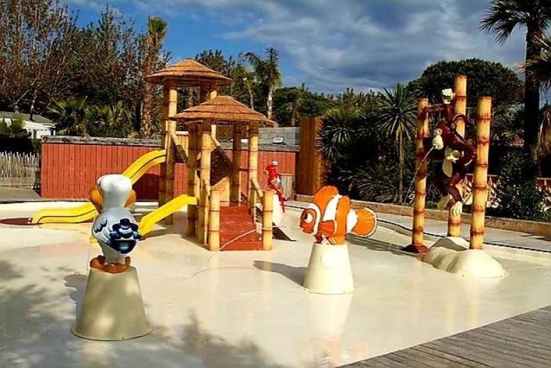 Ramatuelle, De Pampelonne, La Toison D Or Tropez 4d05 Campsite *